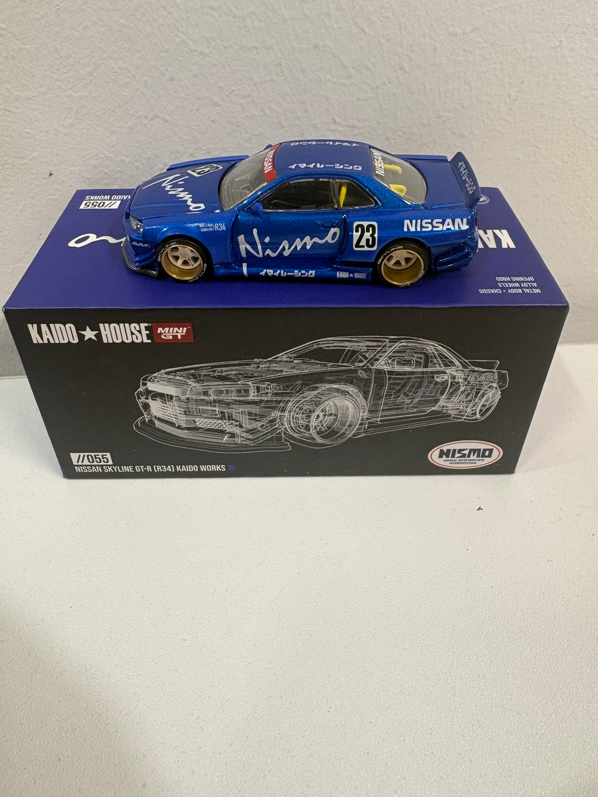 Kaido House x Mini GT 1:64 Nissan Skyline GT-R (R34) Kaido Works- Chase Car