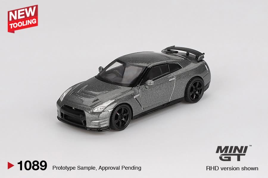 (Preorder) Mini GT 1:64 NISSAN GT-R 2013 Dark Metal Gray (NISMO R35 CRS Version) - MGT01089