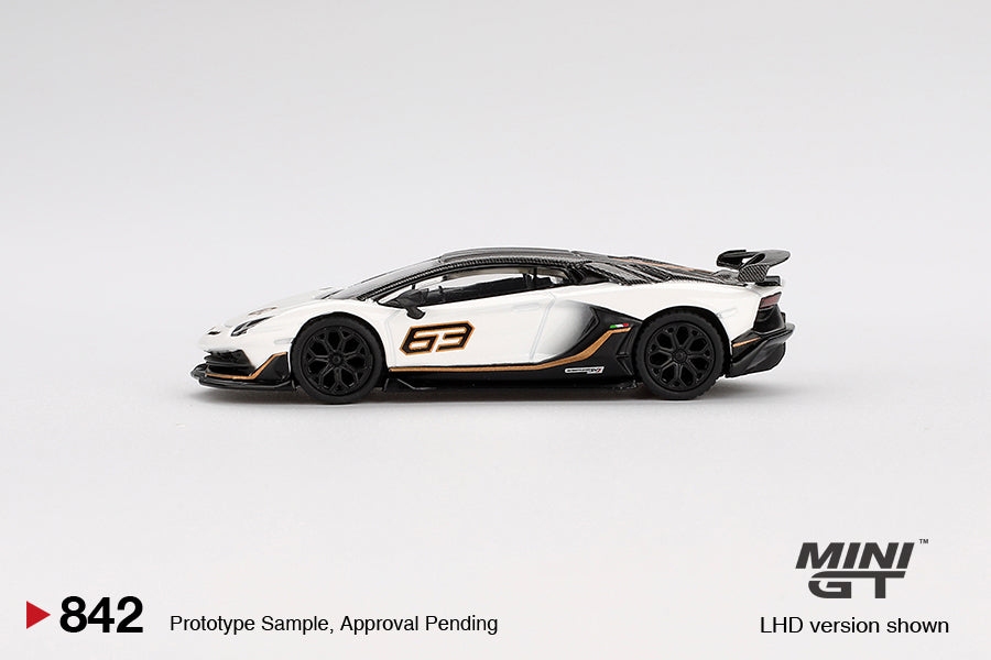 (Preorder) Mini GT 1:64 Lamborghini Aventador SVJ 63 Bianco Asopo
