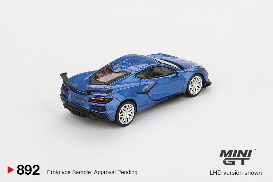 (Preorder) Mini GT 1:64 Chevrolet Corvette Z06 2023 Elkhart Lake Blue Metallic