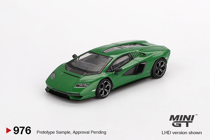 Mini GT 1:64 Lamborghini Countach LPI 800-4 Verde Medio