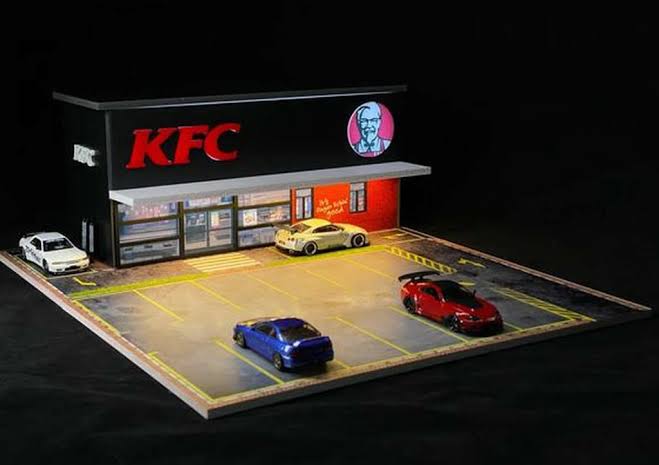 (Preorder) G-Fans KFC Diorama Building (car models and figures NOT included)