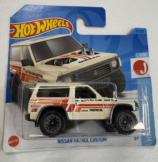 Hot Wheels Nissan Patrol Custom White