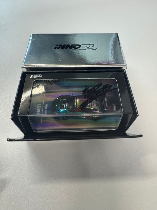 INNO64 LBWK (F40 Chase Signed by Kato & Toshi