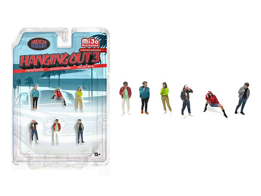 Hanging Out 3 Figures Set Diecast 1:64 Scale Model - American Diorama
