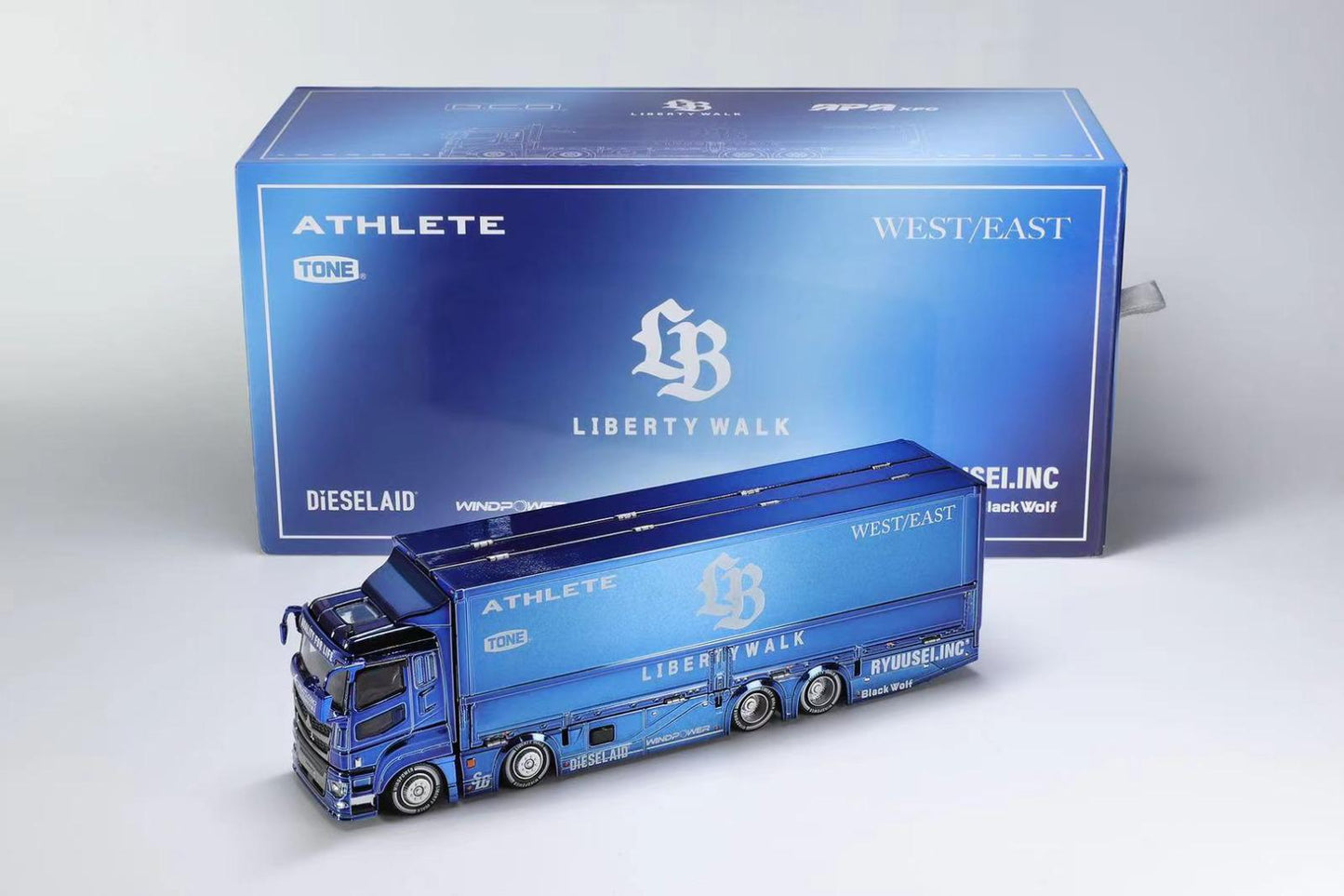 (Preorder) GCD 1:64 Liberty Walk LB-Trucks Mitsubishi Fuso Super Great Transporter LBWK – 2025 Foshan APA XPO Special Limited Edition Chrome Blue - Limited 800pcs!
