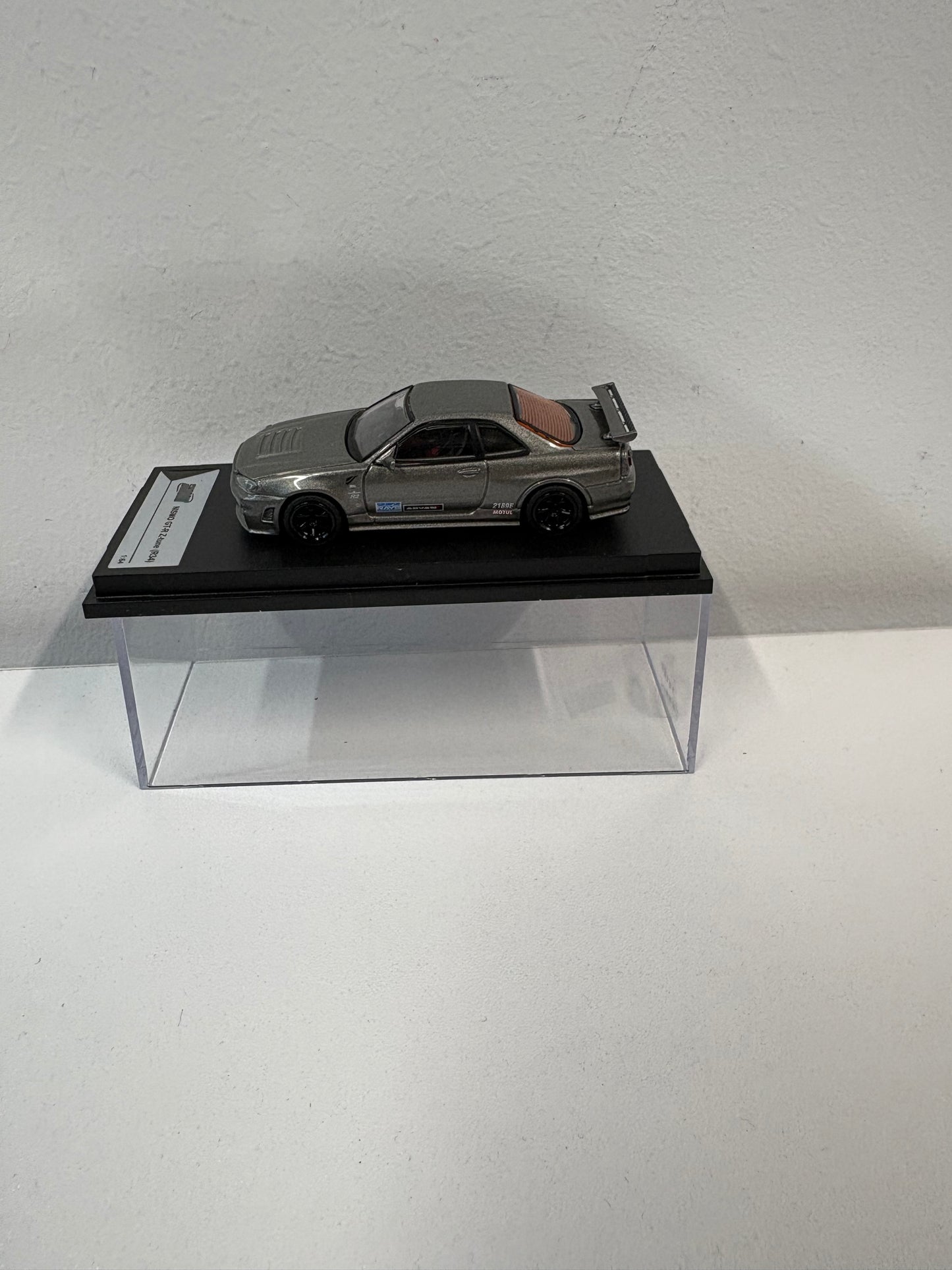GCD Shadow Pro 1:64 Nismo GT-R Z-tune (R34)