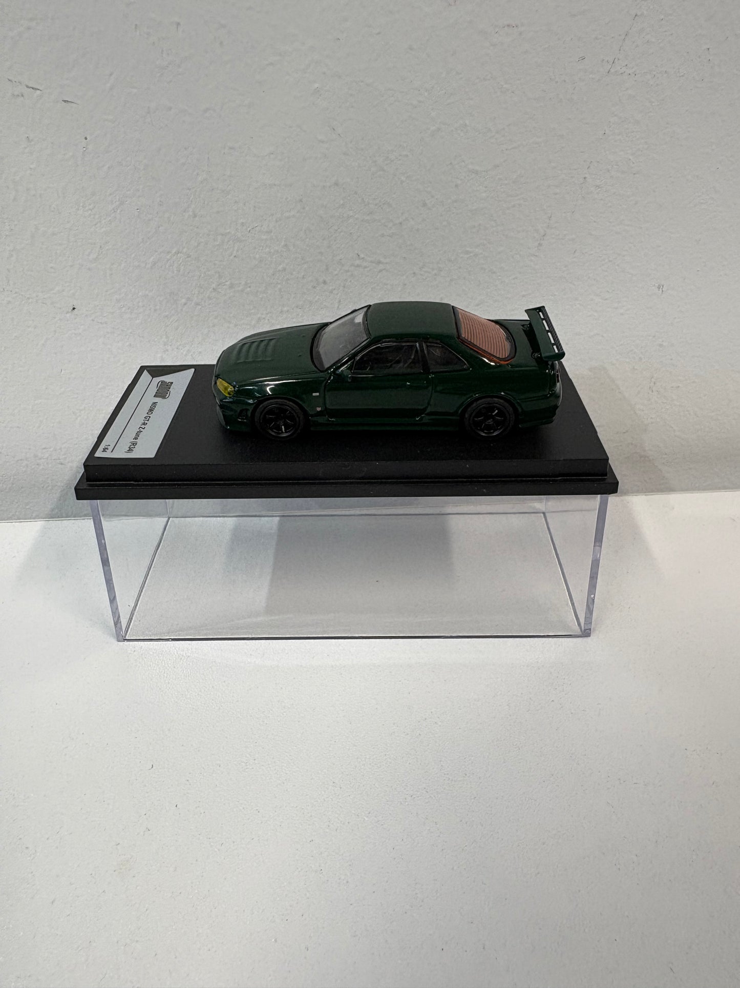 GCD Shadow Pro 1:64 Nismo GT-R Z-tune (R34)