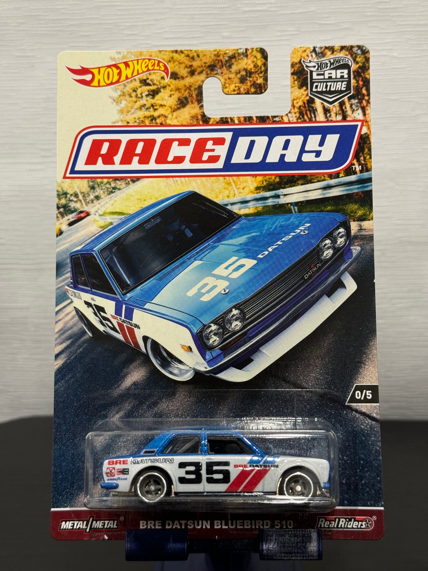 Hot Wheels Race Day Are Datsun Bluebird 510 Chase