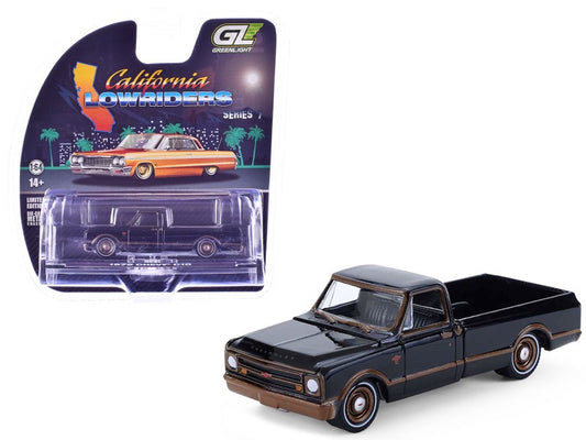 Greenlight 1:64 California Lowriders Series 7 - 1972 Chevy C10 Black with Bronze Stripes