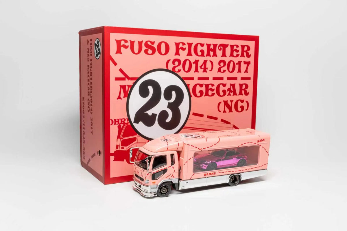 GCD 1:64 Fuso Fighter (1024) Pink Pig + MX-5 Spec Miata (NC1) RHD Chrome Pink