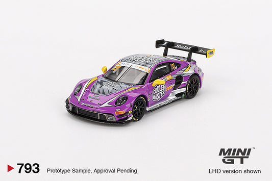 Mini GT 1:64 Porsche 911 GT3 R #27 HubAuto Racing 2023 FIA GT World Cup 70th Macau Grand Prix (793)