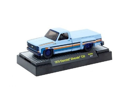 M2 Machines Gulf 1978 Chevrolet Silverado C30 (Chase)