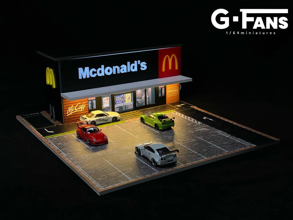 G-Fans Diorama McDonalds (car models and figures NOT included)